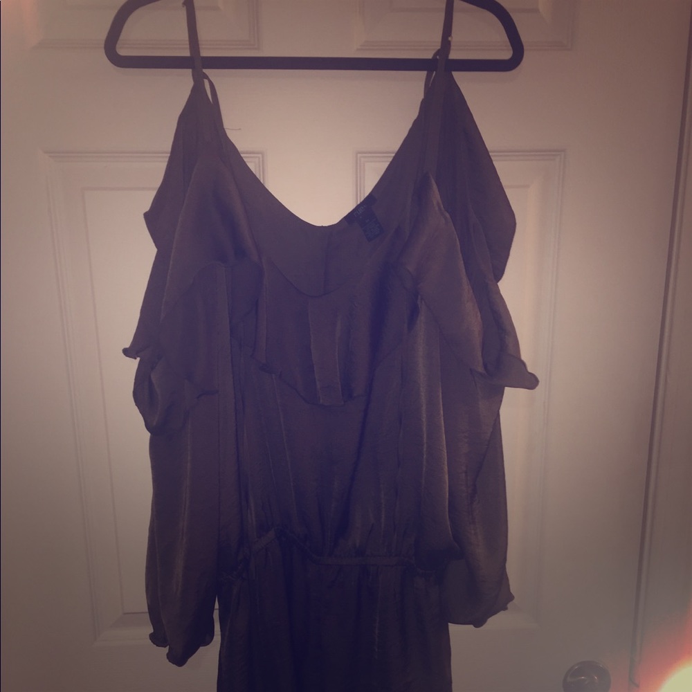 Rue Collection Olive green romper